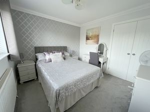 Clacton Road- click for photo gallery